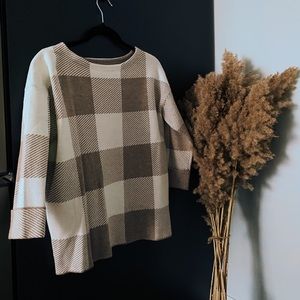 Women’s Sweater Size Small